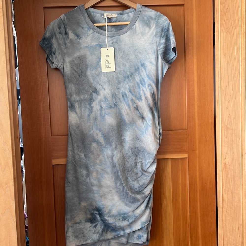 blue tiedye dress by La miel